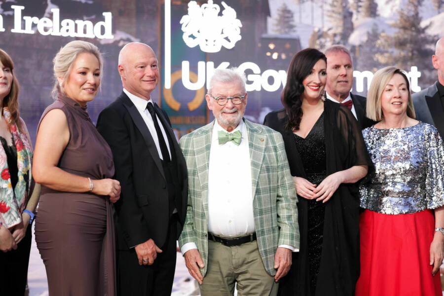 PEYE 190625 KB2 0448